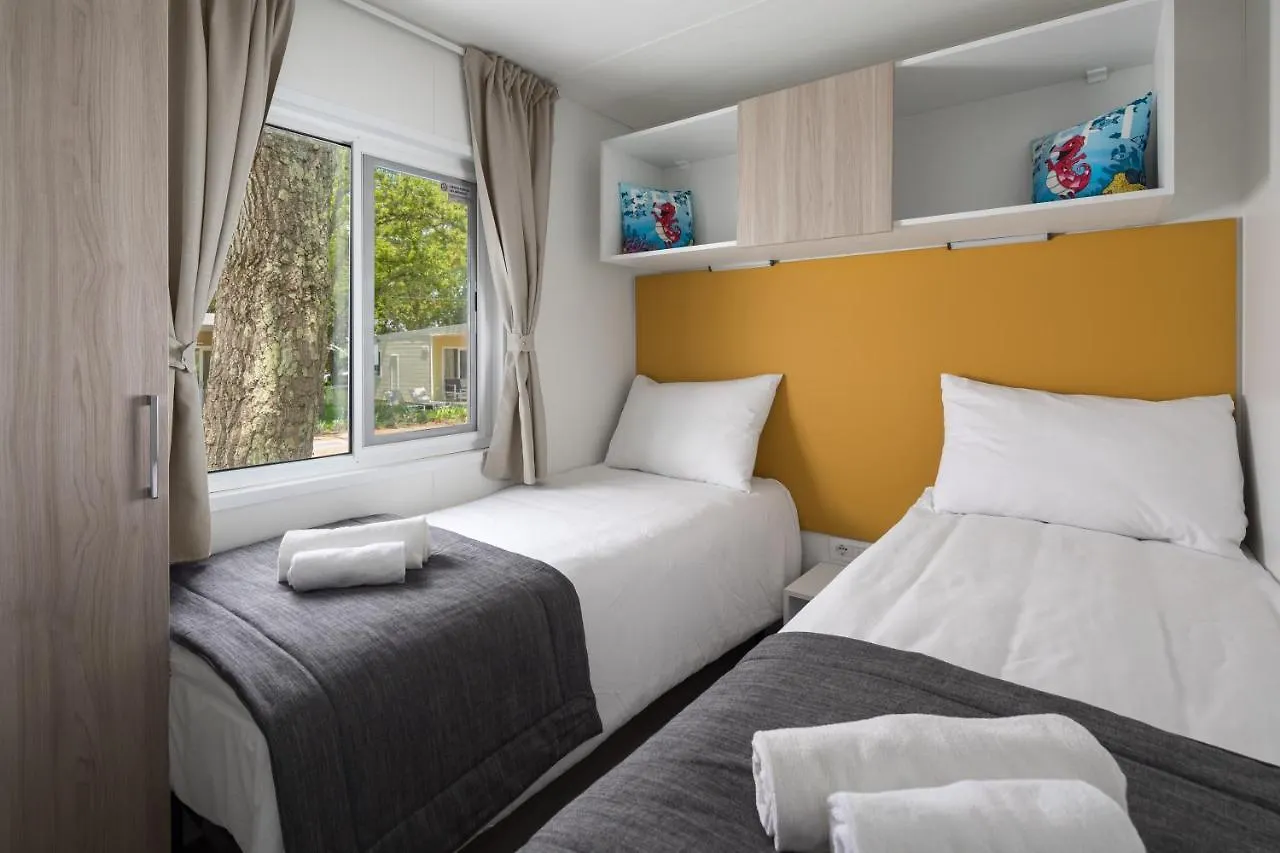 Camping Ulika Mobile Homes - Naturist Červar-Porat 4*,  Kroatien