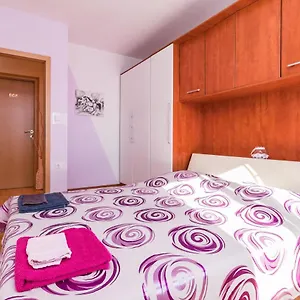 Apartmán Valentina-no Groups