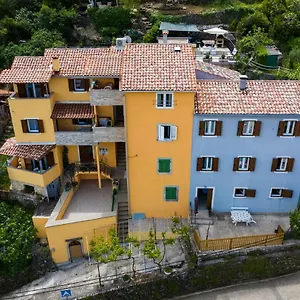 And Roberto B. Apartment Valun