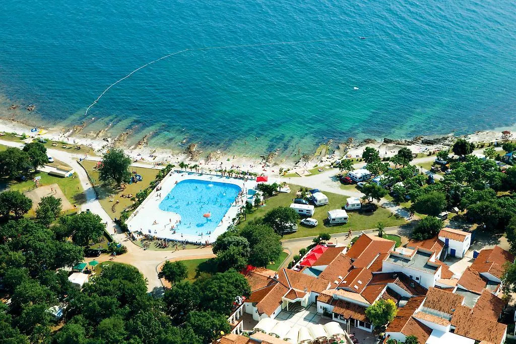 Camping Ulika Mobile Homes - Naturist Cervar-Porat